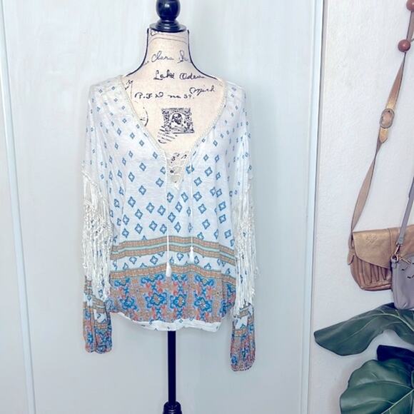 Free People Women's Macra-Maze Me Top size Medium - Picture 2 of 11